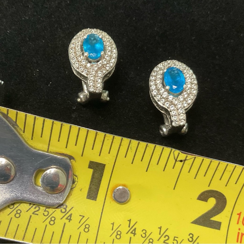 Turquoise Blue Oval Earrings with Sparkling Halo and Silver Setting “925” - Picture 4 of 4